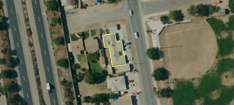 497 Ctr Ave