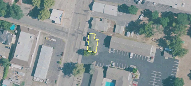 300 Main St