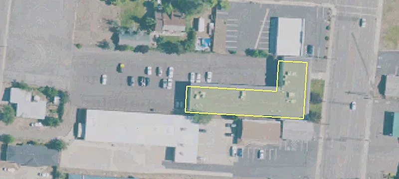 1215 Main St