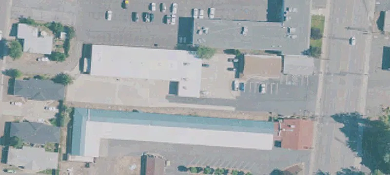 1217 Main St