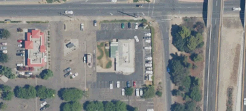 1035 Henderson Ave