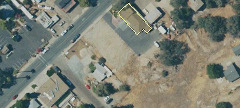 35697 Hwy 190