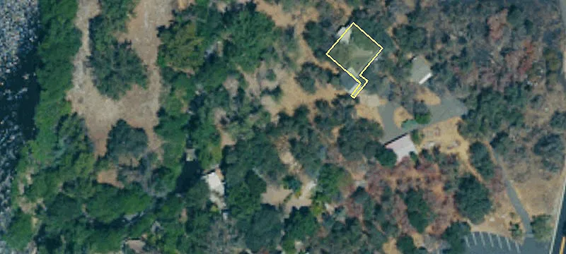 42975 Sierra Dr