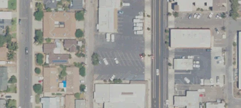 211 Valencia Blvd