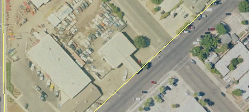 401 Tulare St