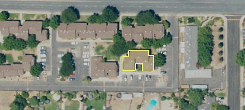 12489 Ave 416