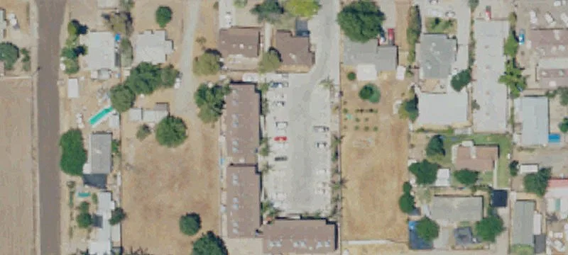 12743 Ave 413
