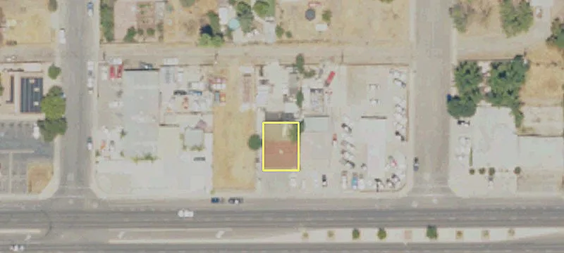758 Visalia Rd