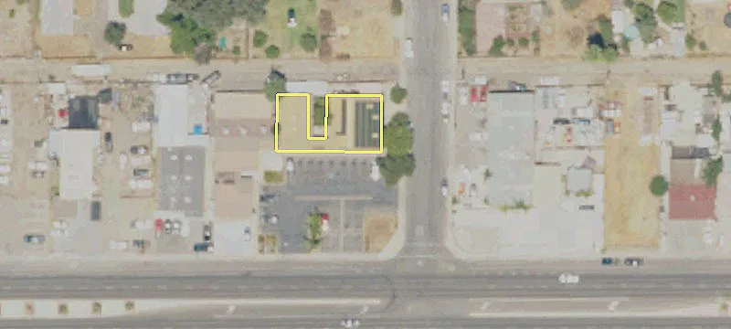 682 Visalia Rd