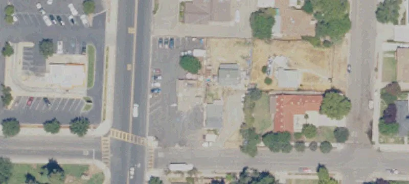 407 Kaweah Ave