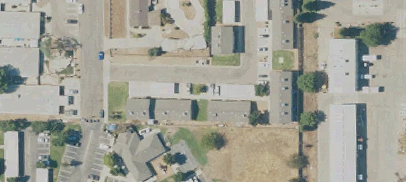 1050 Kamm Ave