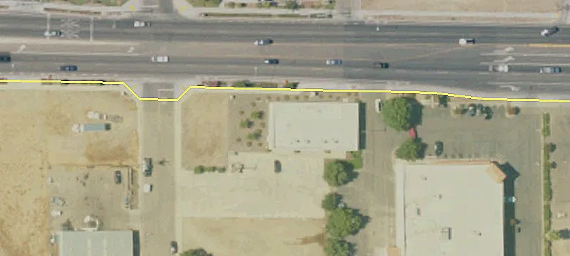 250 El Monte Way