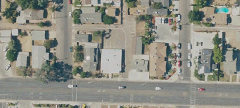 1191 El Monte Way