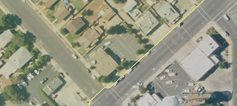 401 Tulare St