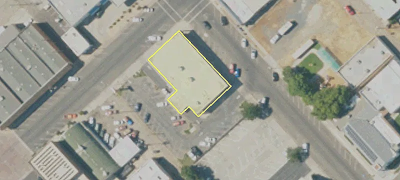 240 Tulare St