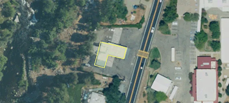 41907 Sierra Dr