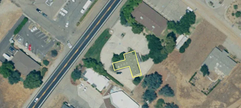 40884 Sierra Dr