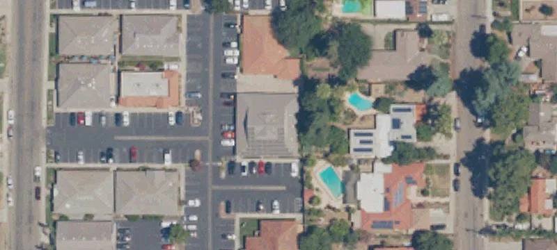 573 Putnam Ave