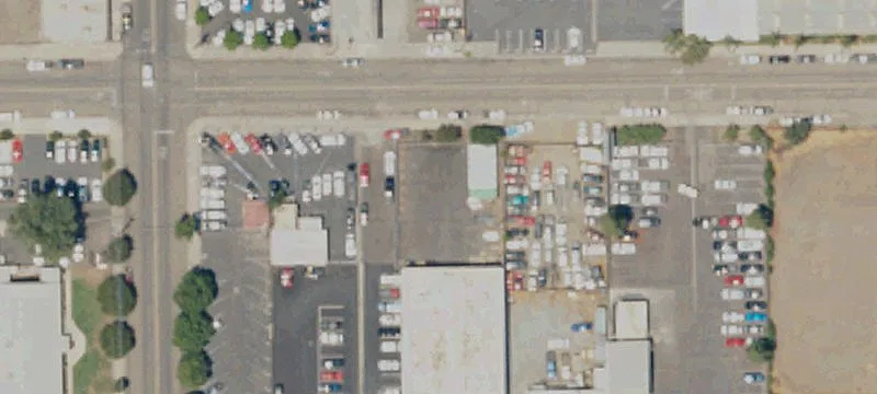940 Ctr Ave