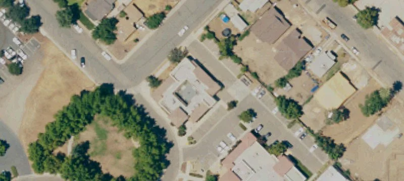 230 3rd Ave