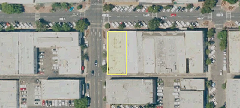101 Main St