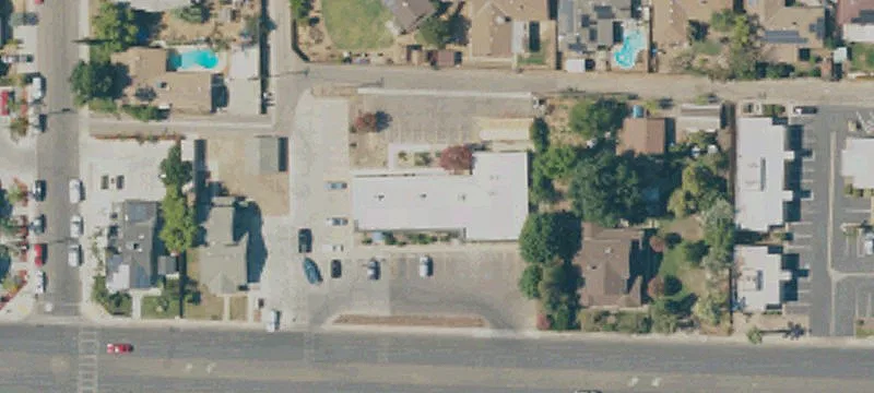 1327 El Monte Way