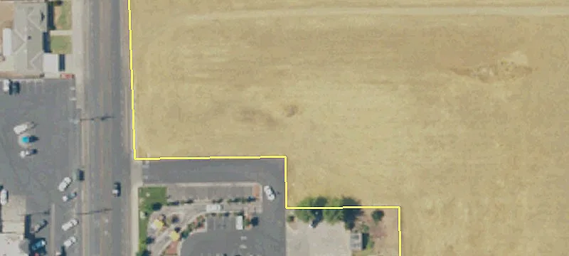 Dinuba, CA 93618