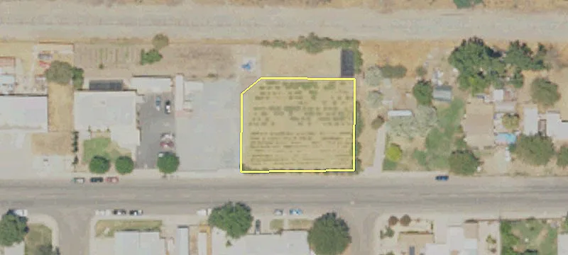 Farmersville, CA 93223