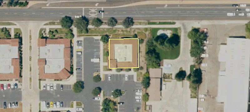 221 Caldwell Ave