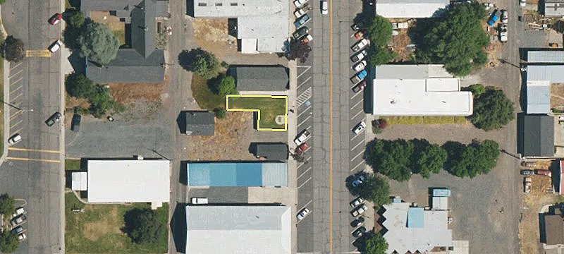 463 Main St