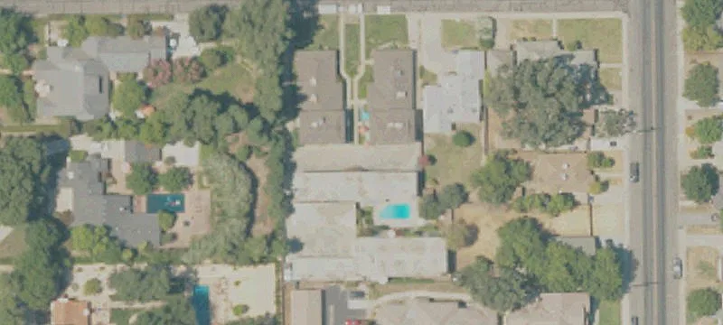1647 School Ave