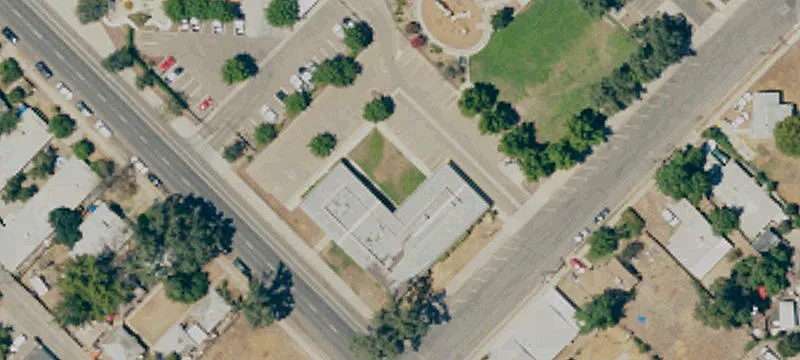 200 3rd Ave
