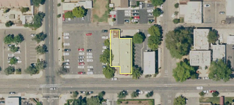 112 Oak Ave