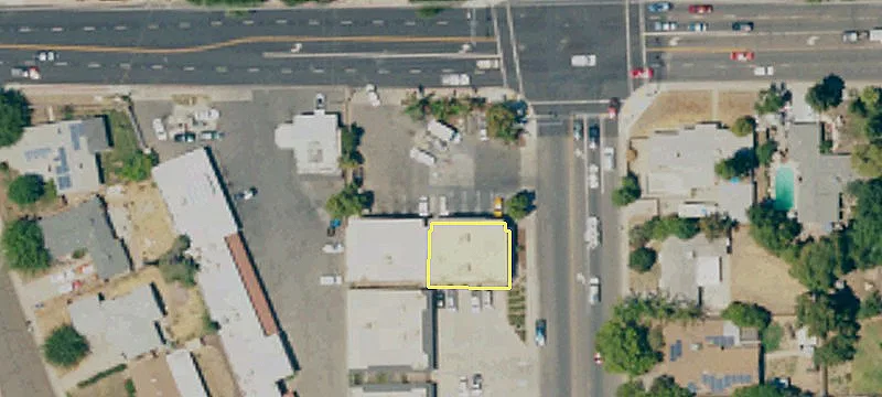 111 Walnut Ave