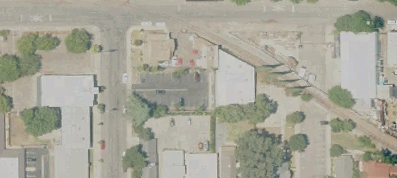 306 Conyer St