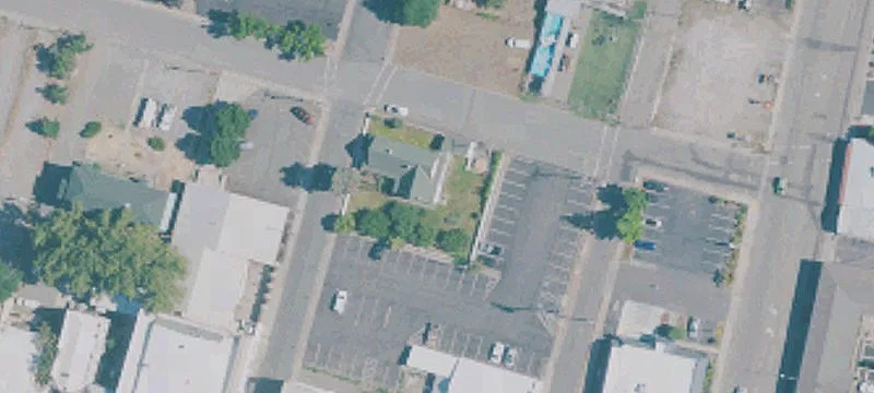 122 3rd St
