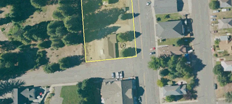 301 Main St