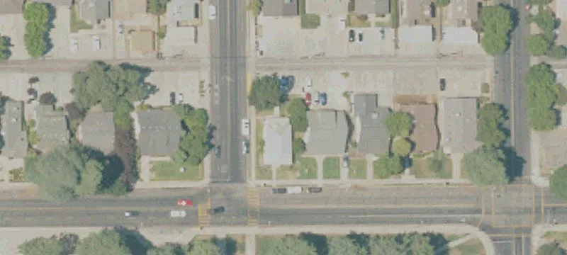 920 Main St