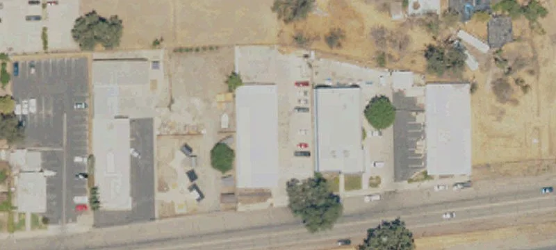 2400 Mineral King Ave