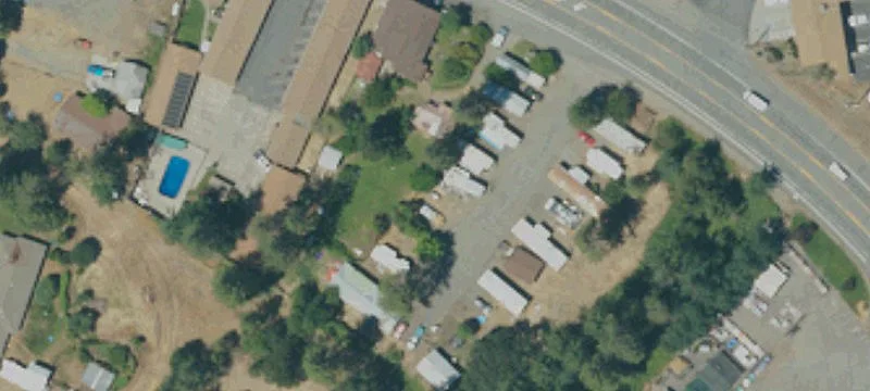 1300 Main St