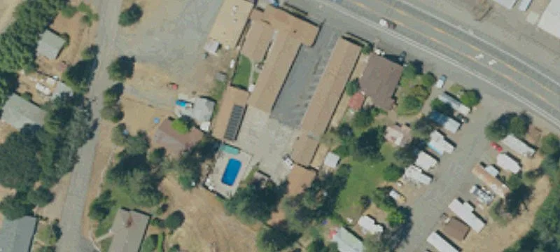 1270 Main St
