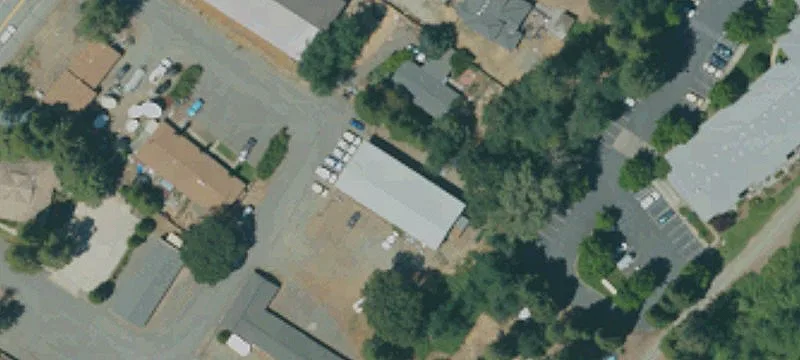 90 Horseshoe Ln