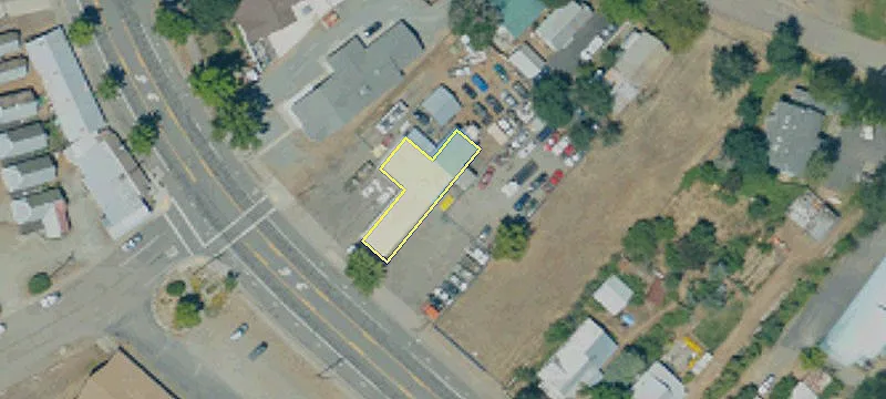 841 Main St