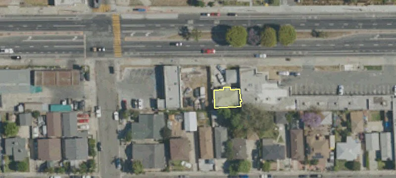 836 Rosecrans Ave
