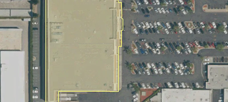 7227 Van Nuys Blvd