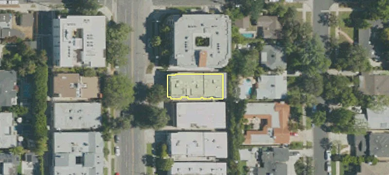4248 Whitsett Ave