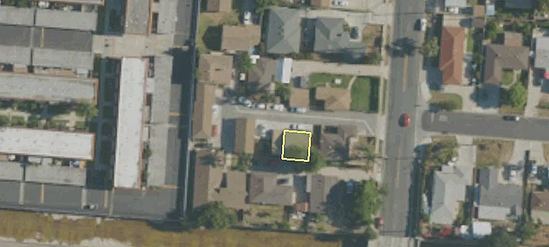 901 Del Valle Ave
