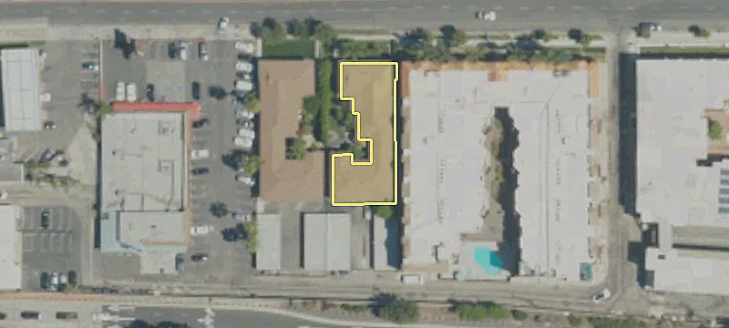 17620 Burbank Blvd