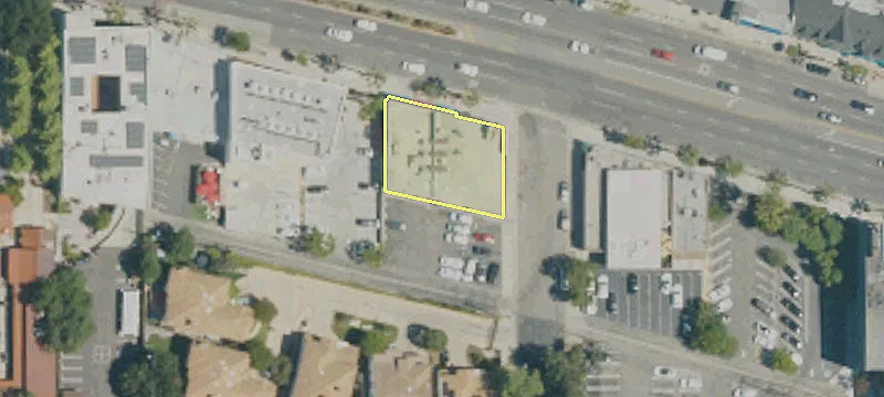 17040 Ventura Blvd