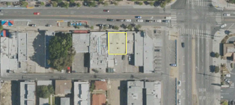 11012 Magnolia Blvd